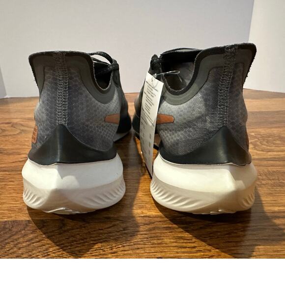 Nike Men's Zoom Gravity Running Shoes Smoke/Copper Size 10.5 NWT - Picture 5 of 9